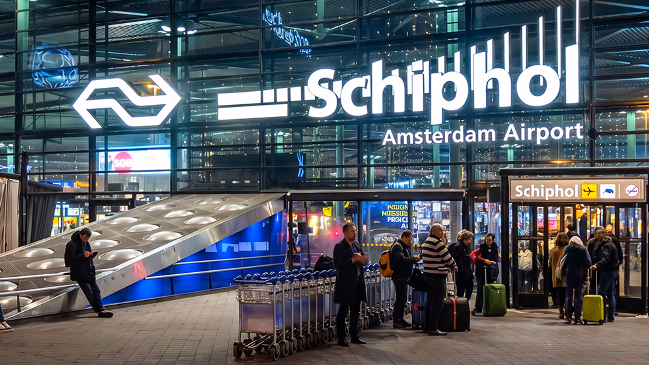 Amsterdam Airport Schiphol (AMS) Video Guide